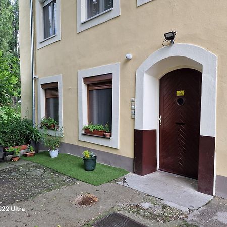 Matyas Apartman Tata Ngoại thất bức ảnh
