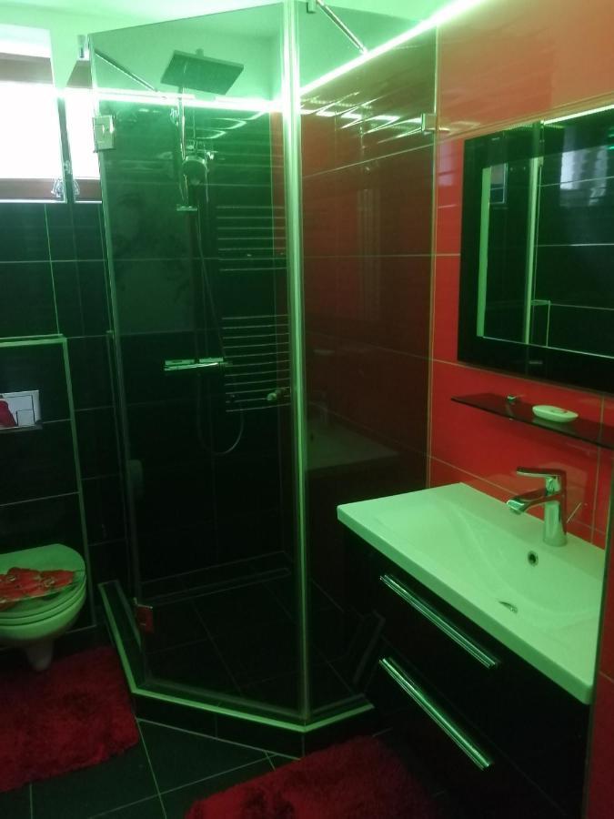 Matyas Apartman Tata Ngoại thất bức ảnh