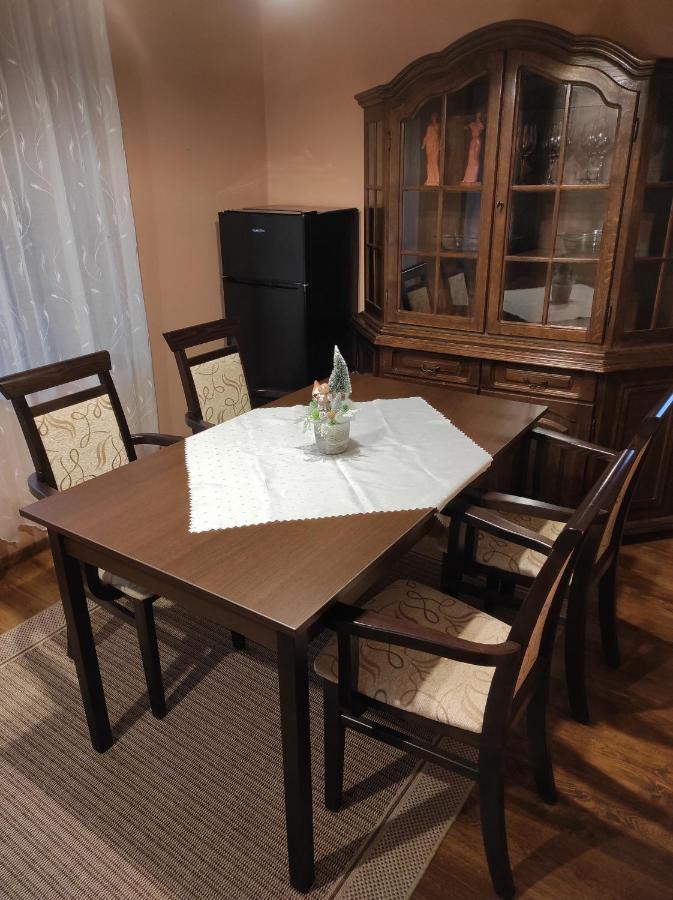 Matyas Apartman Tata Ngoại thất bức ảnh